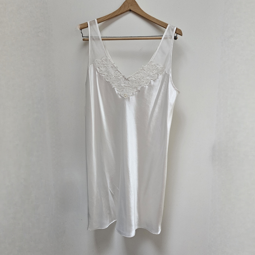Lord & Taylor White Lace Satin Chemise Night Gown